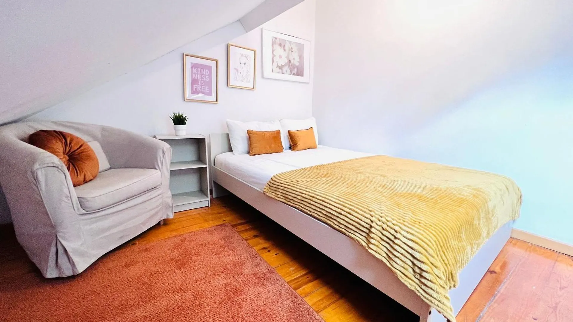 Hostel Bairro Alto, Best Location In Lisbon City Centre Portugal
