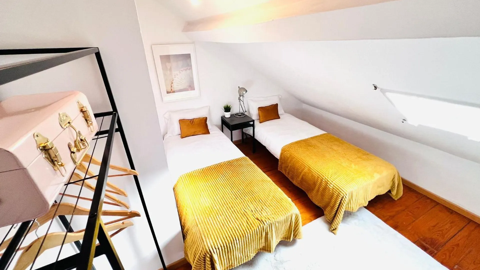 Bairro Alto, Best Location In Lisbon City Centre Hostel