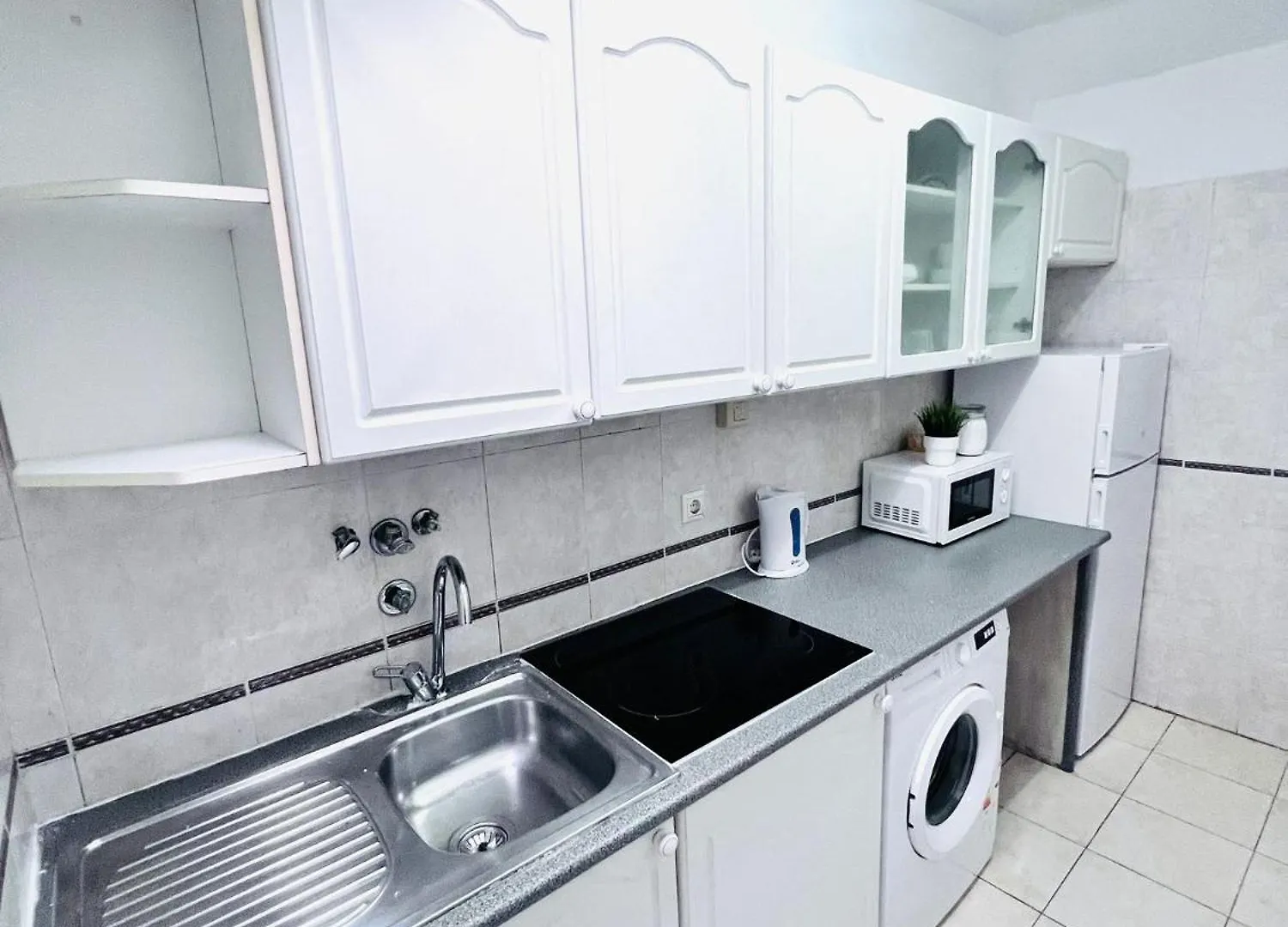 Hostel Bairro Alto, Best Location In Lisbon City Centre